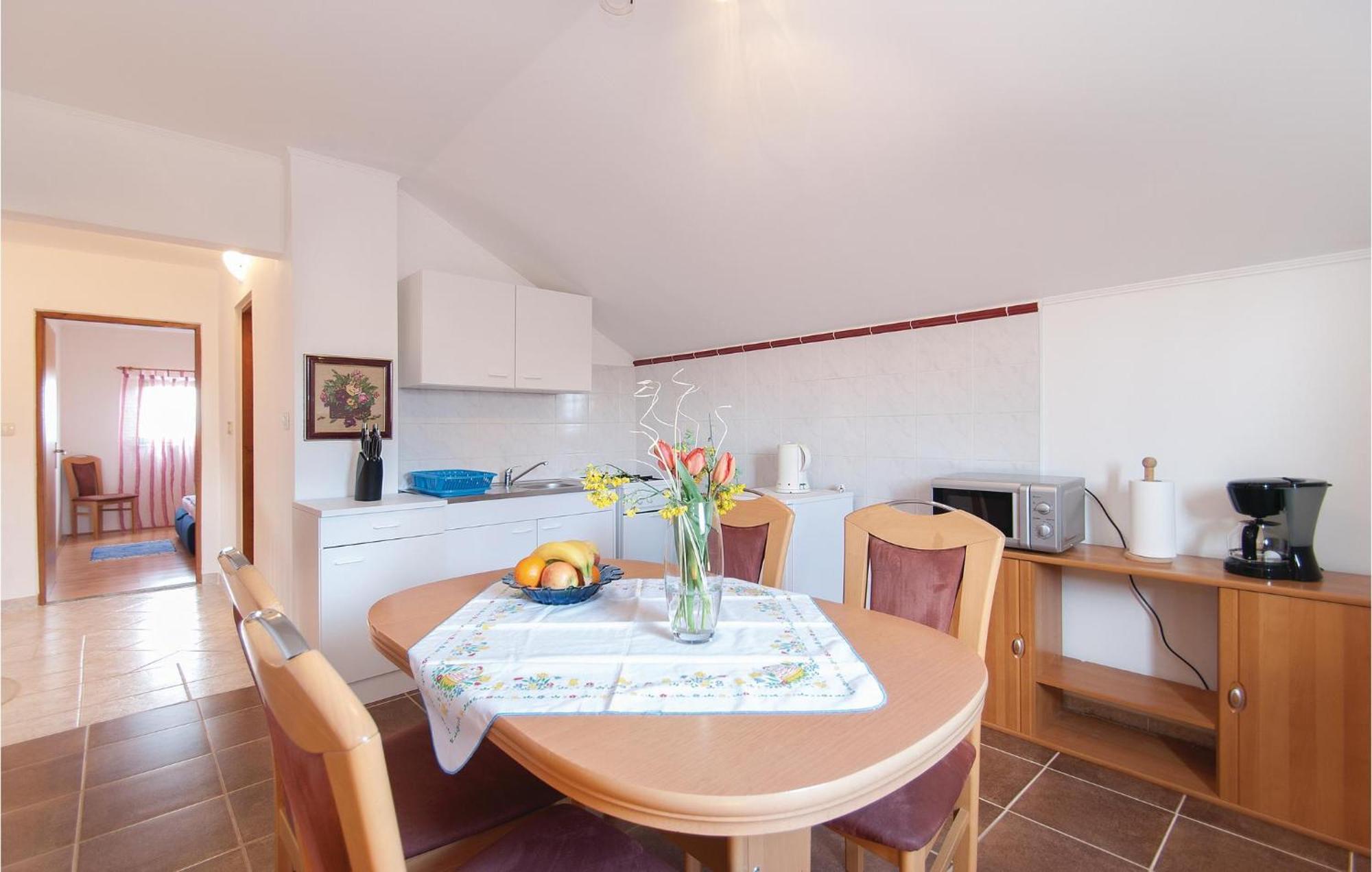 Lovely Apartment In Rovinj With Kitchen Exteriér fotografie